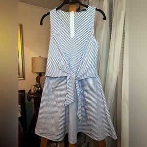 Pre loved, super cute Summer dress!